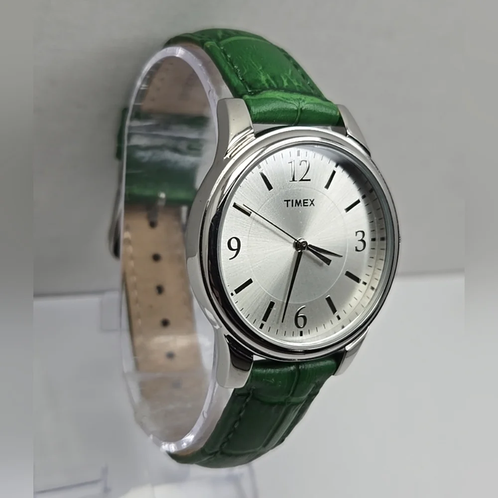 Womens Timex Easy Reader Watch Silver Tone Green Croco Dress Classic New Battery